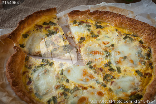 Image of Quiche with ham and sage