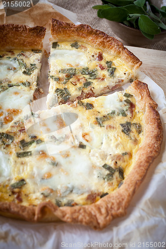 Image of Quiche with ham and sage