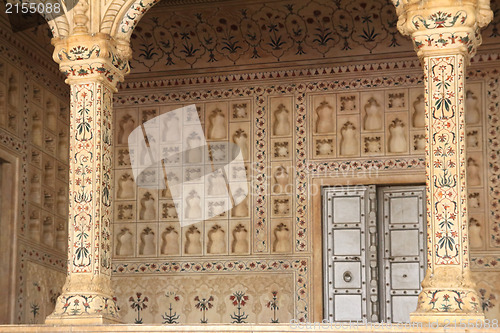 Image of place of Raja in red Agra Fort