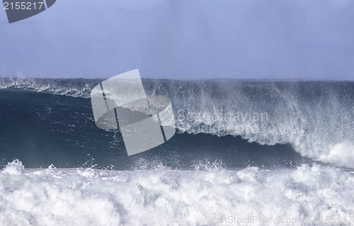 Image of waves at bondi beach