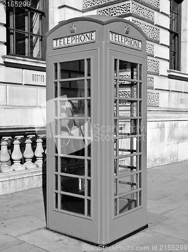 Image of London telephone box