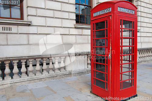 Image of London telephone box