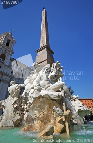 Image of Piazza Navona fountain