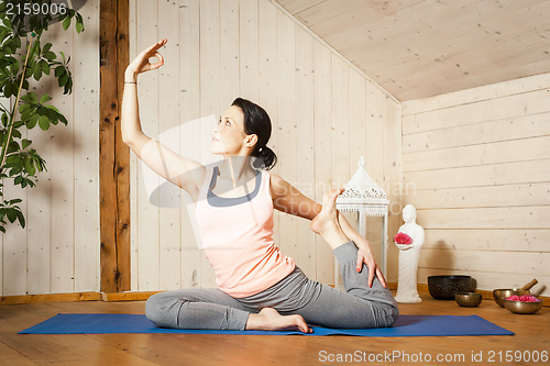 Image of yoga woman 