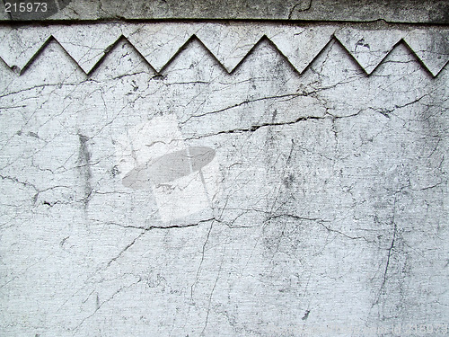 Image of Gray cracked ornamental wall