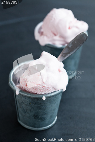 Image of Strawberry ice cream