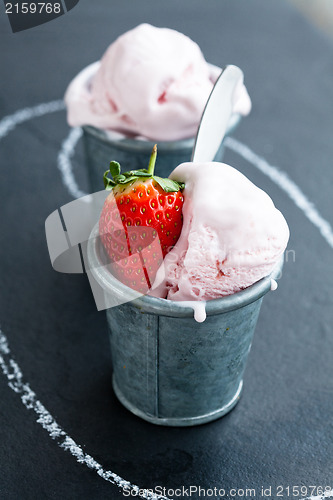 Image of Strawberry ice cream