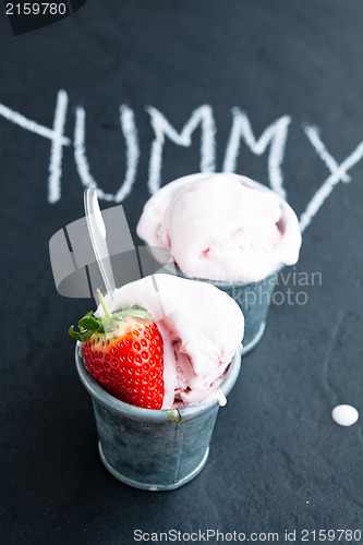 Image of Strawberry ice cream