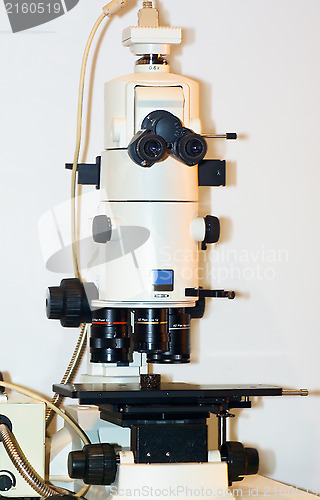 Image of microscope