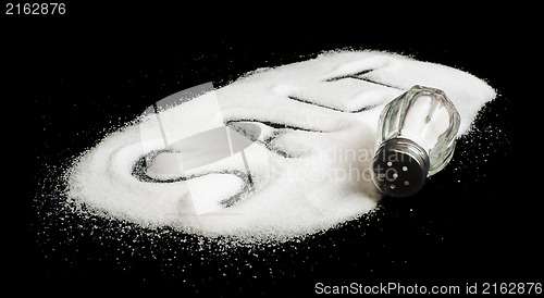 Image of Word Salt on black background 