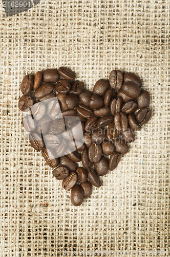 Image of Heart made ??of coffee beans