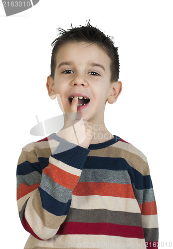 Image of Child shows his tooth