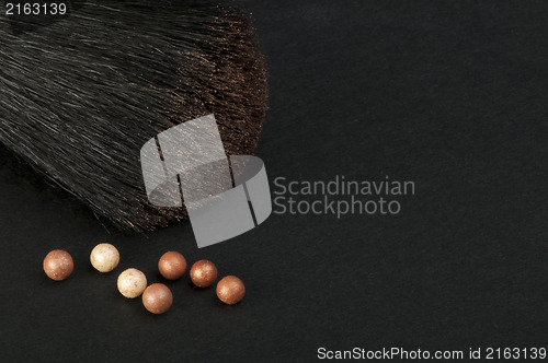 Image of Make up Brush and pearls