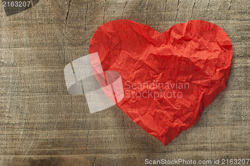 Image of Heart made ??of curled red paper