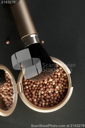 Image of Make up Brush and pearls