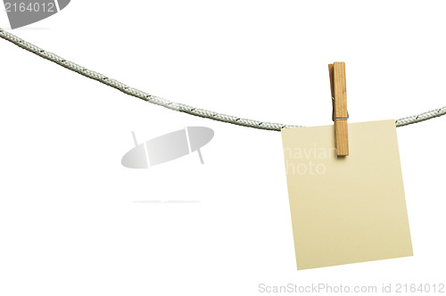 Image of Note papers hooked on a rope