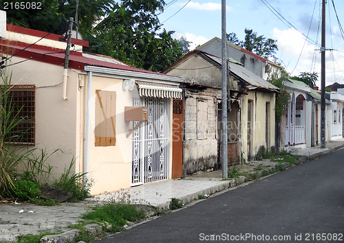 Image of roadside scenery in Guadeloupe