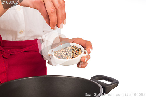 Image of Seasoning with pepper grains