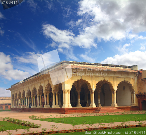 Image of palace with columns in agra fort