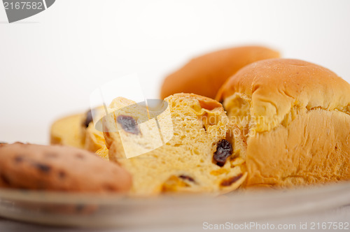 Image of selection of sweet bread and cookies