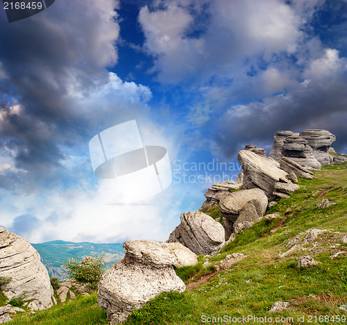 Image of mountain landscape 