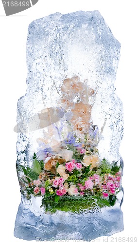 Image of delicate bouquet of flowers in the ice