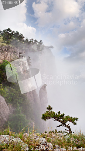 Image of mountain landscape 