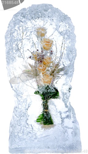 Image of delicate bouquet of flowers in the ice