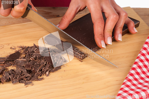 Image of Chopping dark chocolate