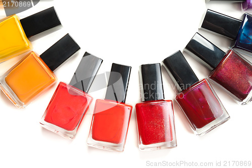 Image of Coloured nail polish packed in a semicircle