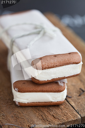 Image of Ice cream biscuits