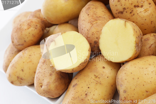 Image of Market display of fresh potatoes