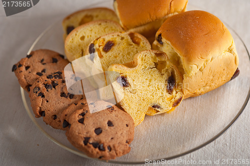 Image of selection of sweet bread and cookies