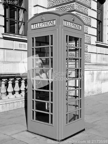 Image of London telephone box