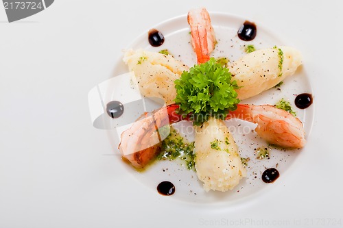 Image of grilled shrimps with potato and kohlrabi puree