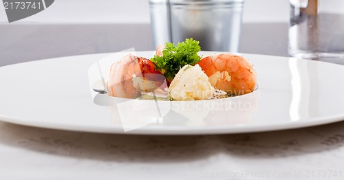 Image of grilled shrimps with potato and kohlrabi puree