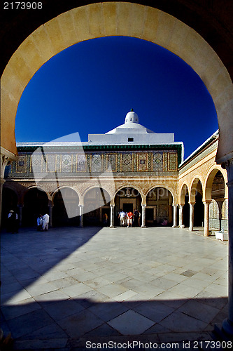 Image of  door sky and arc