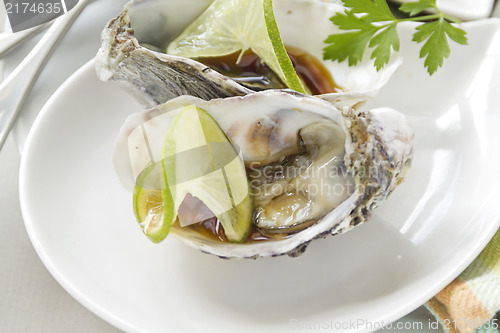 Image of Lime And Soy Sauces Oysters