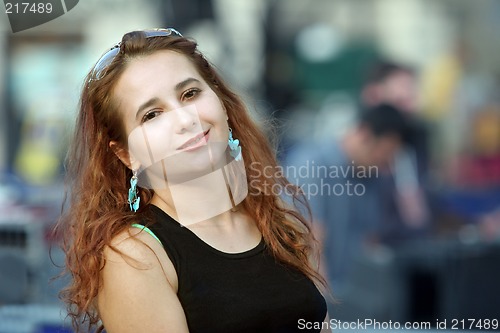 Image of Girl and a crowd