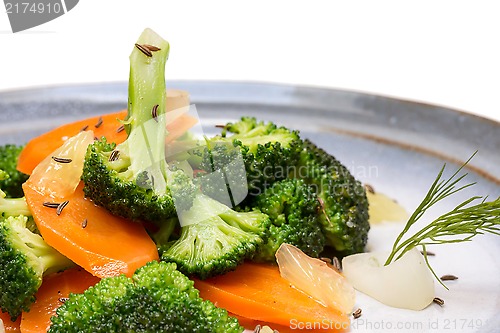 Image of Broccoli carrot salad