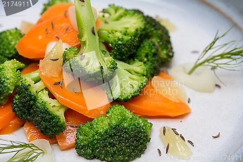 Image of Broccoli carrot salad
