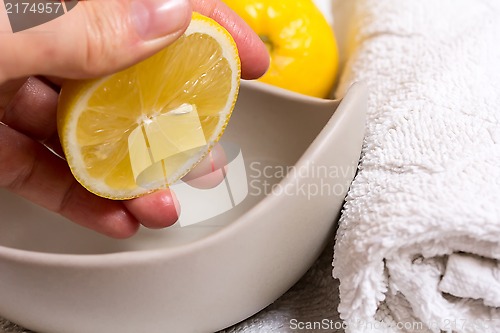 Image of Pressed lemon in wellness