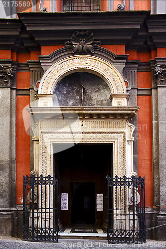 Image of in the old church naples