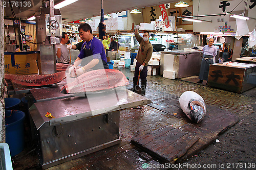 Image of Tuna at Tokyo fish market