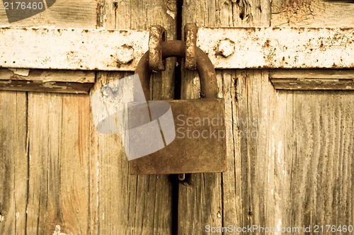 Image of Old Padlock.