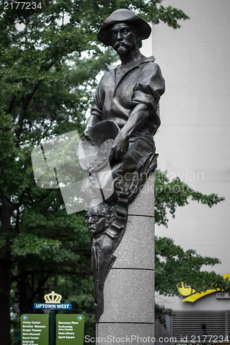 Image of A statue at Charlotte uptown in North Carolina