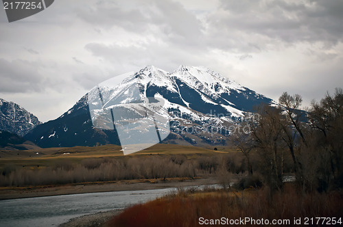 Image of rocky mountains in montana