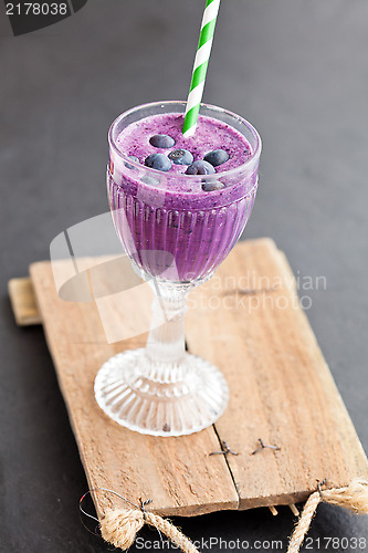 Image of Blueberry milk smoothie