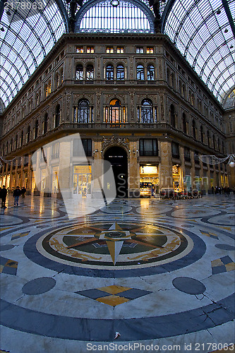 Image of the dome of the historical gallery