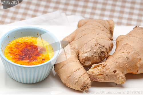 Image of fresh ginger creme brulee dessert 